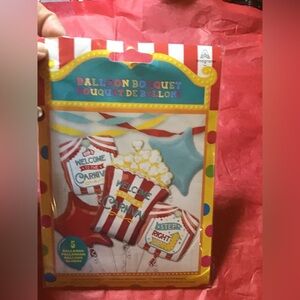 Welcome to the carnivals 5 balloons bouquet -NEW